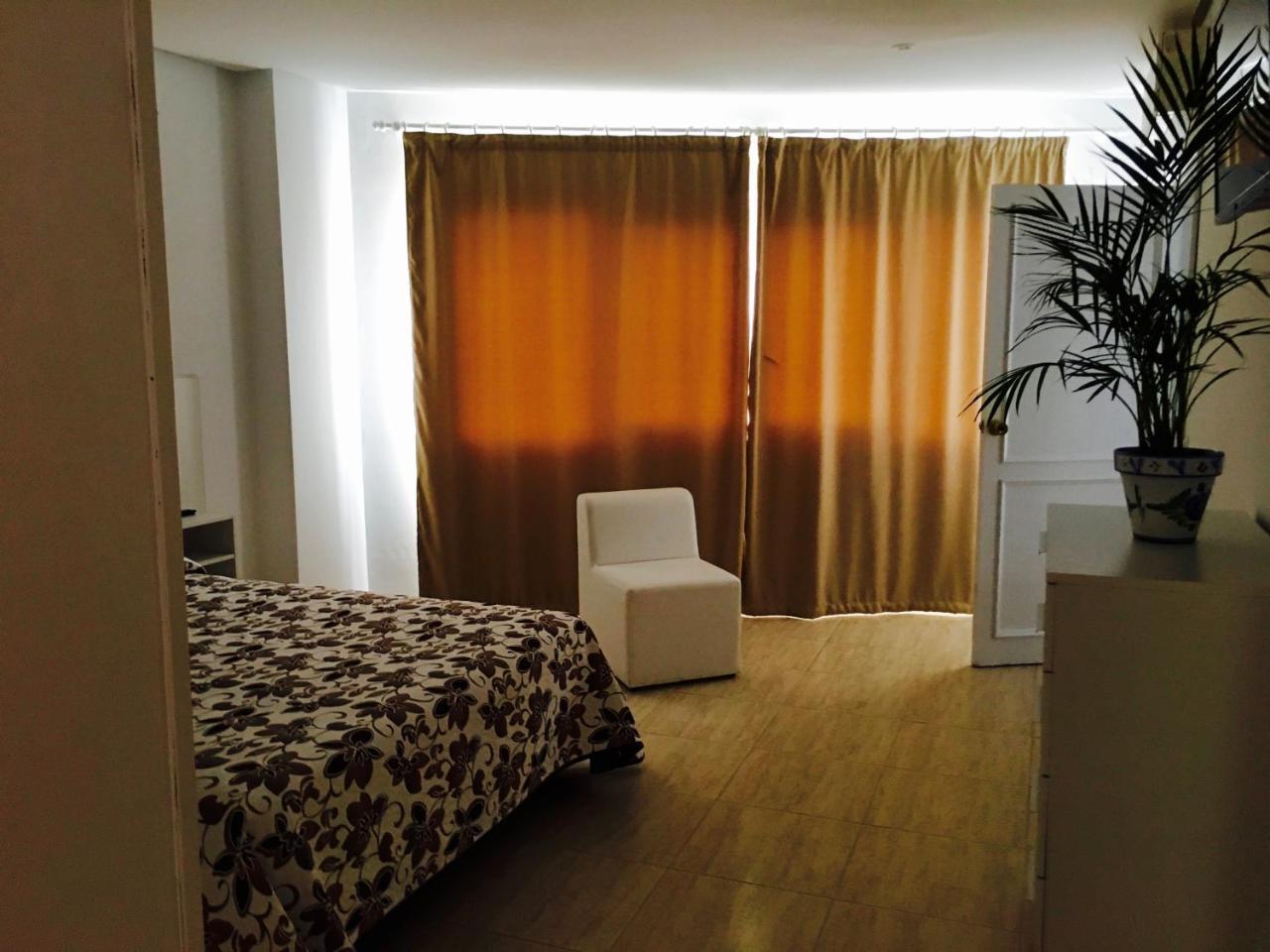 Apartamentos Carmen Teresa Torremolinos Exterior foto